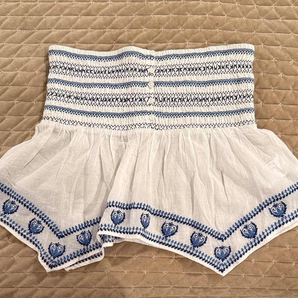 American Eagle Outfitters White Cropped Shirt